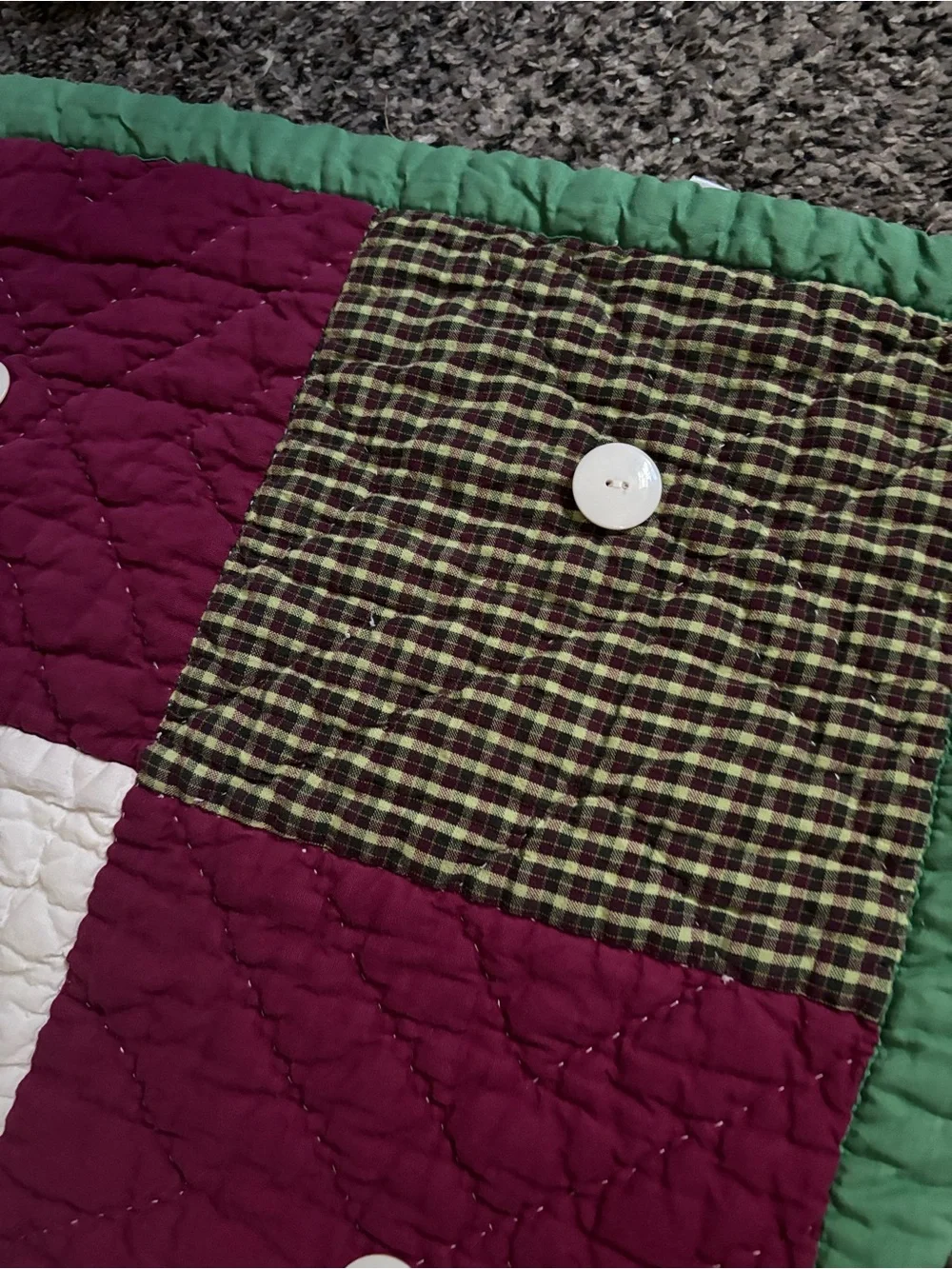 Vintage Snowman Quilt Throw in White, Green & Burgundy